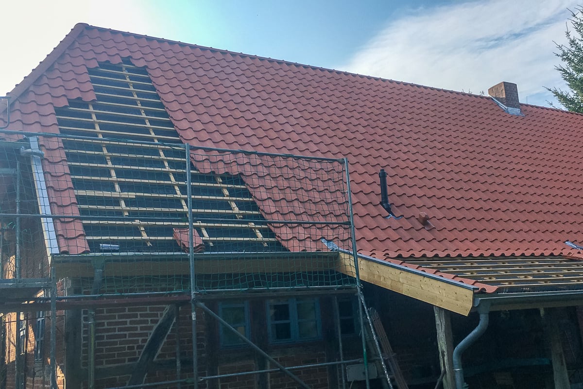 Dachdeckerei Krüger © 2018 - Sanierung Dacheindeckung