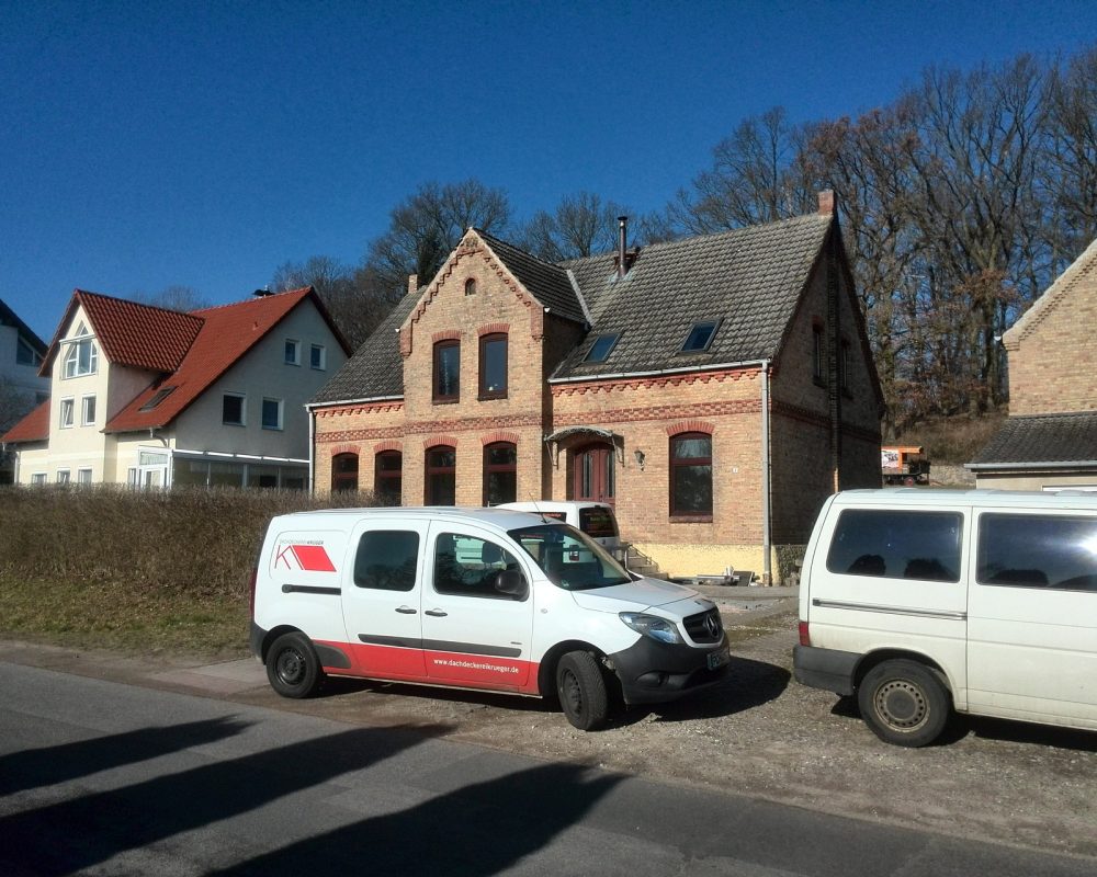 Dachdeckerei Krüger © 2018 - Fassadenbekleidung Faserzement